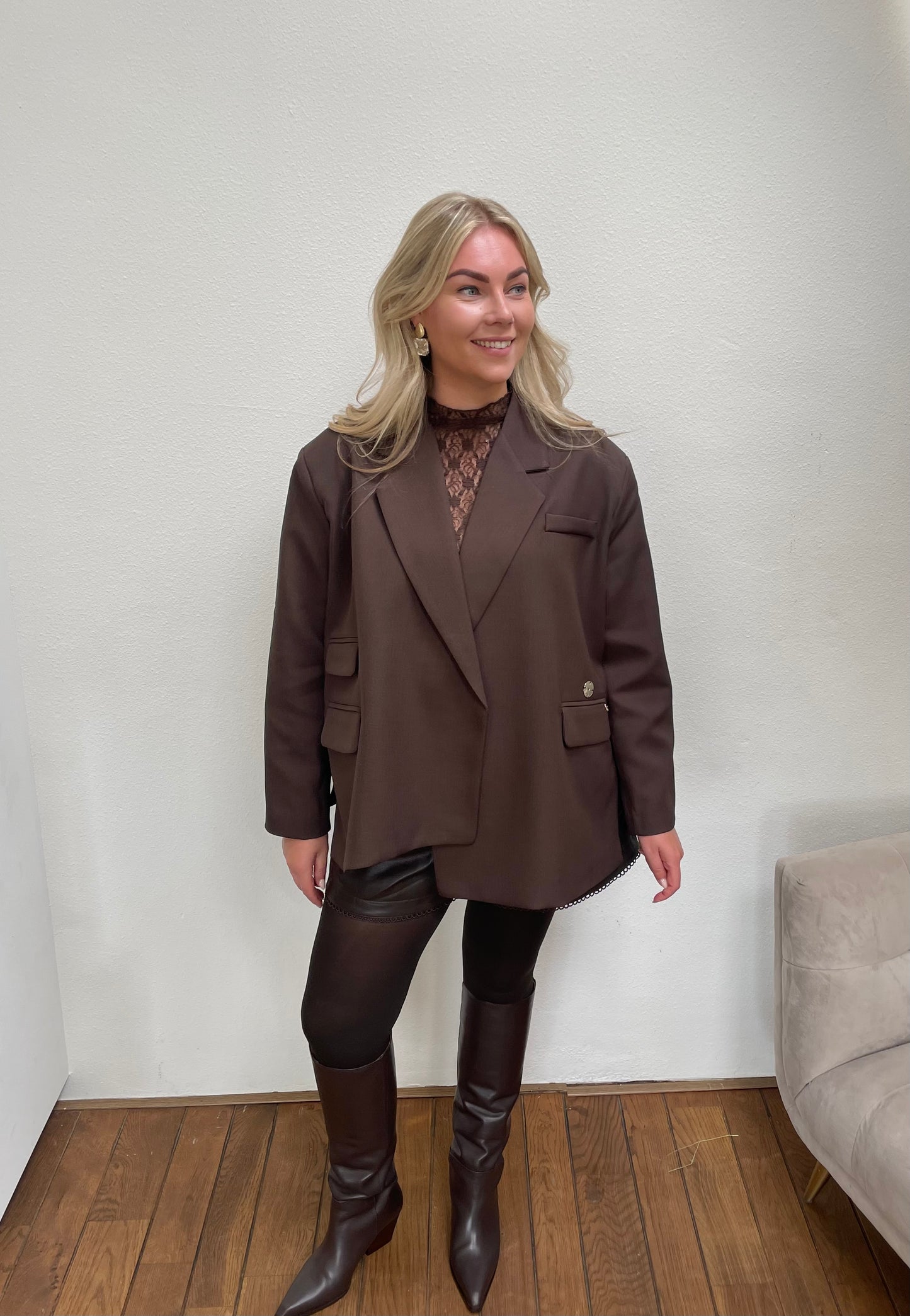 LOA BLAZER | AMBIKA BROWN