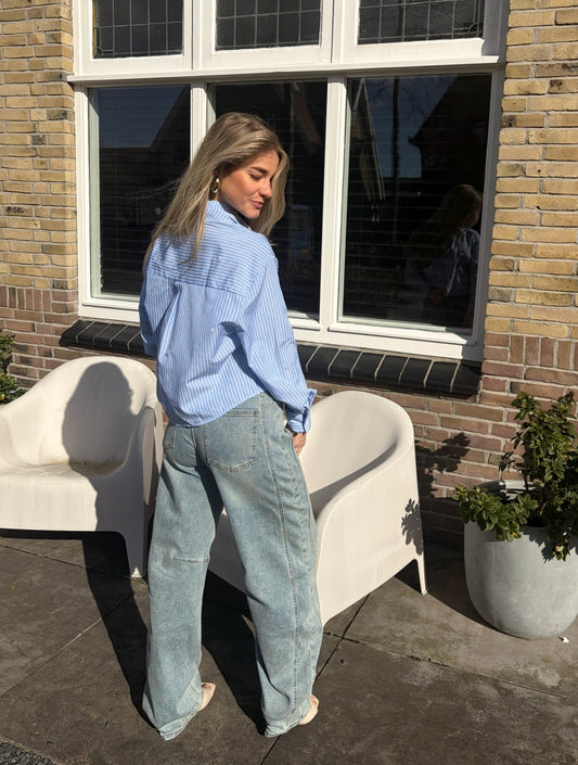 MAAN CROPPED BLOUSE MET STROPDAS | BLAUW WIT GESTREEPT MET STRASS