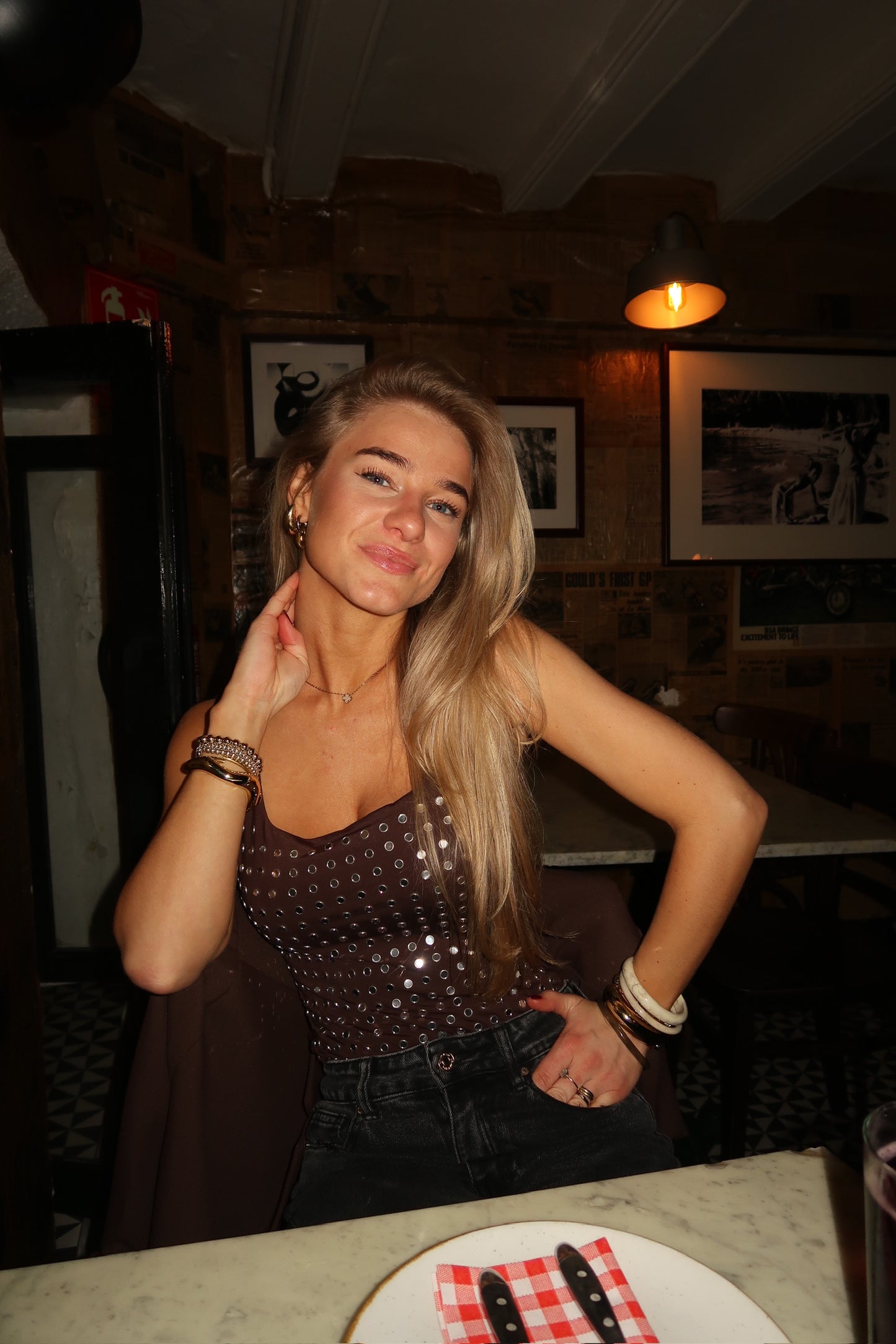 JOAN STUDS BODY | BRUIN