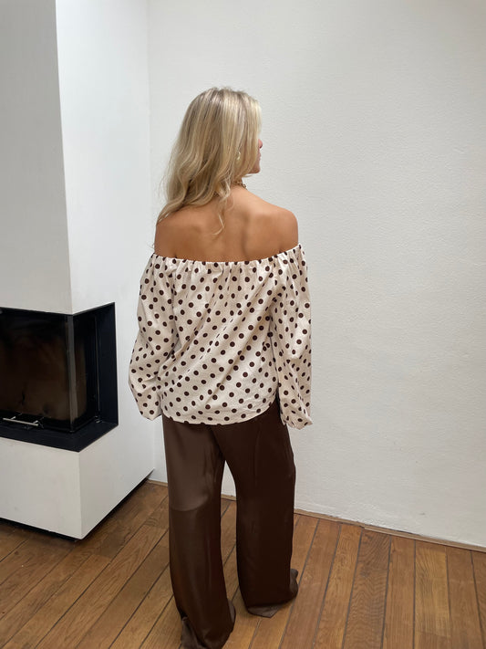 LONGSLEEVE OFF SHOULDER POLCADOT TOP | AMBIKA