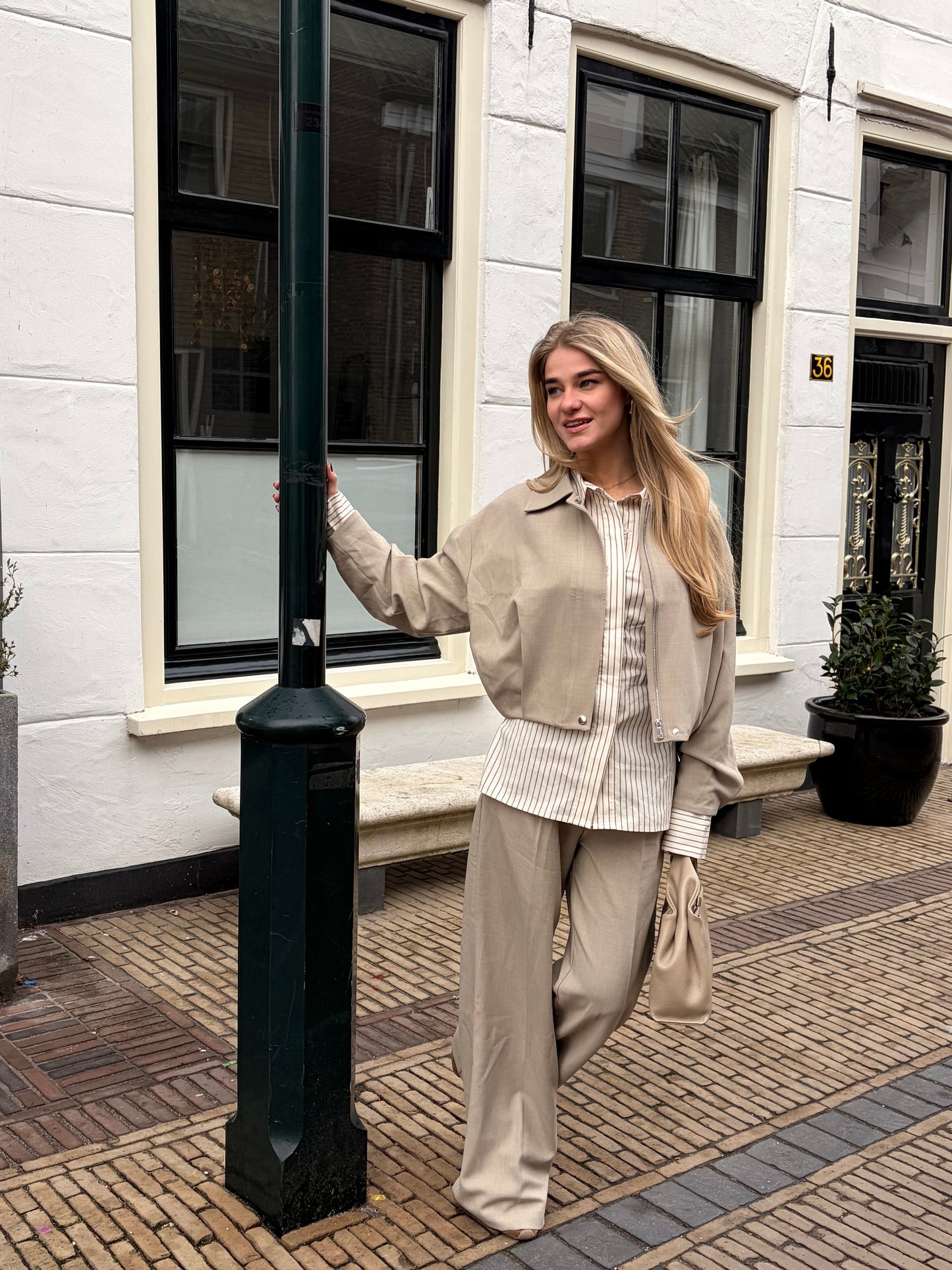 SOPHIE BLOUSE GESTREEPT | BRUIN BEIGE