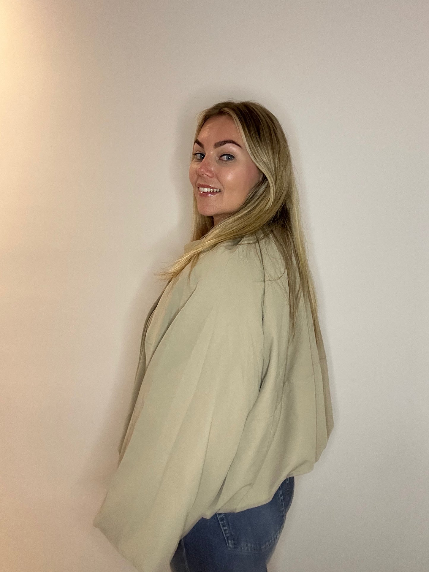 BOMBER | AMBIKA