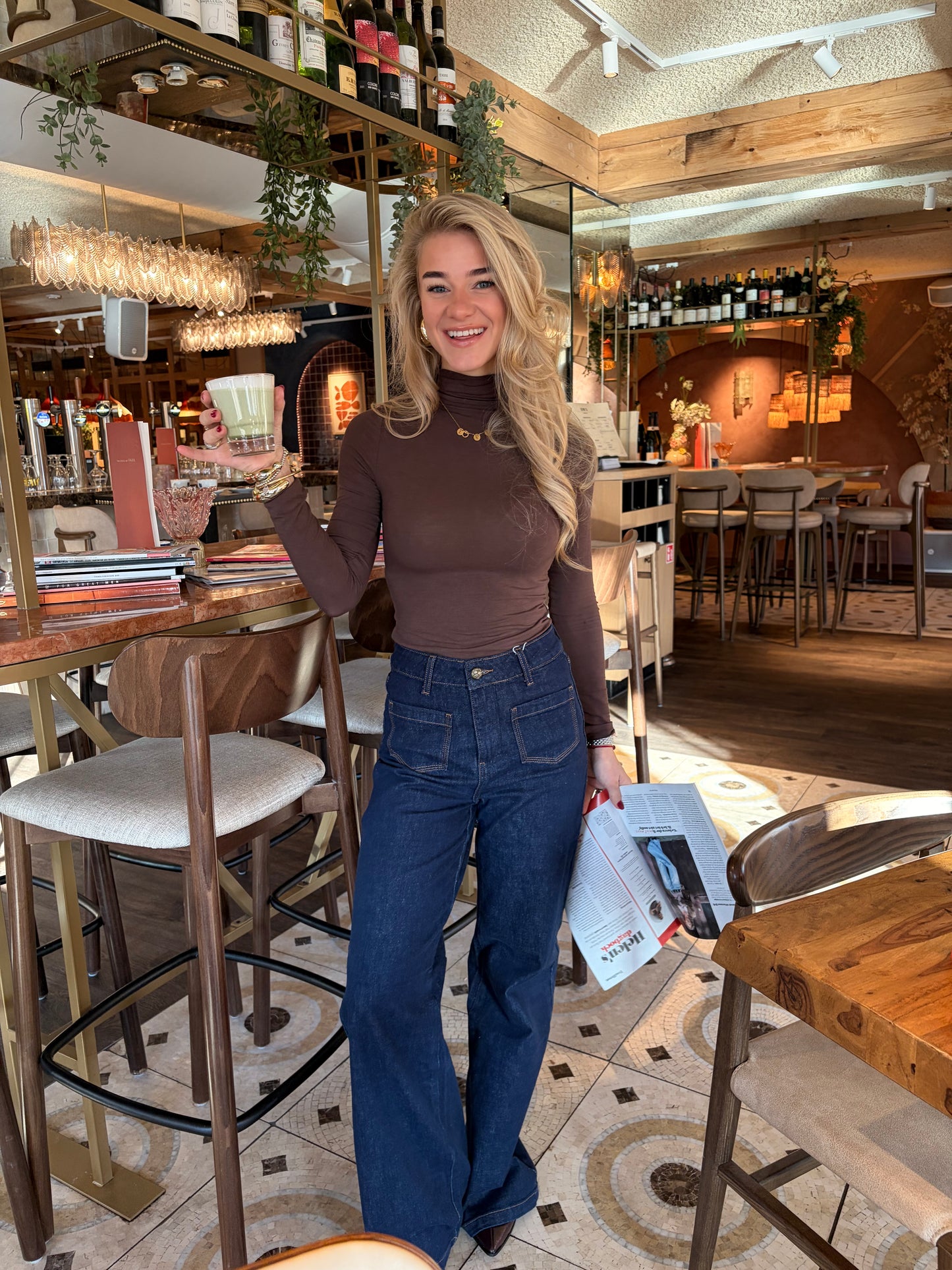 SPIJKERBROEK HIGH WAIST MET ZAK DETAIL