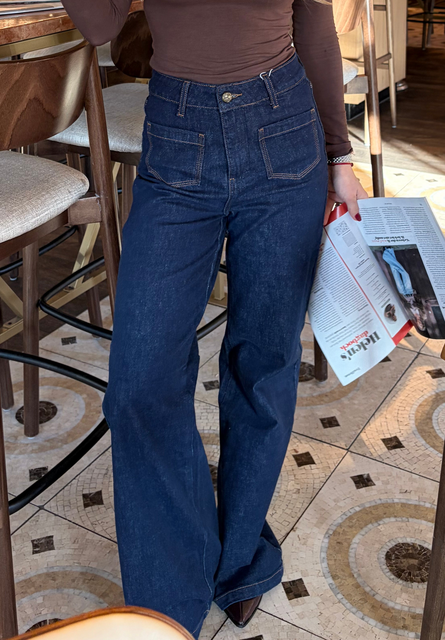 SPIJKERBROEK HIGH WAIST MET ZAK DETAIL