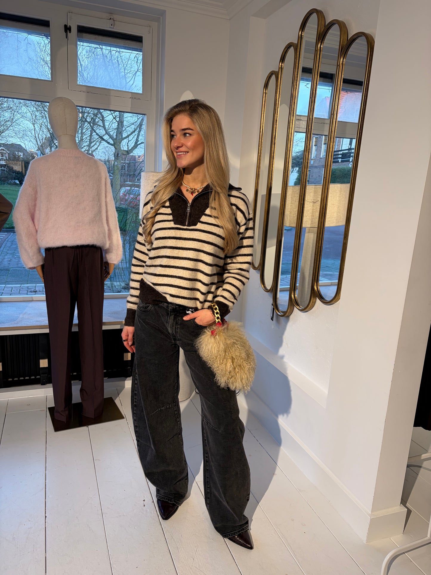 BRUIN BEIGE GESTREEPTE TRUI